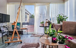 Living area - 2 bedroom awesome home in Lemvig (Lemvig)