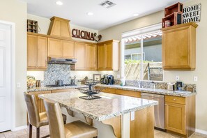 Fridge, microwave, oven, stovetop - Updated, Dog-friendly, fairway-view home with private lagoon pool & spa - 3BR (La Quinta)