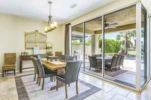 Dining - Updated, Dog-friendly, fairway-view home with private lagoon pool & spa - 3BR (La Quinta)