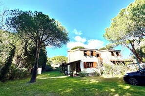 Unclassified image, 3 of 42, button - Vrbo Property (Santa Margherita di Pula)