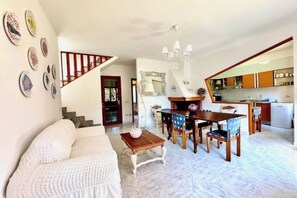 Unclassified image, 2 of 42, button - Vrbo Property (Santa Margherita di Pula)