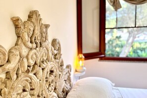 4 bedrooms, iron/ironing board, WiFi, bed sheets - Villa Prestige 🌊✨ - Refinement and Relaxation Just a Step from the Sea (Santa Margherita di Pula)