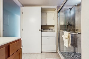 Shower, hair dryer, towels - Ground floor condo w/ private patio & direct access to shared pool, dog-friendly (Scottsdale)