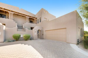 Exterior - Lovely, Ground-Floor Townhouse with a Great Location, Patios, WiFi & Shared Pool (Carefree)