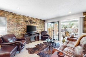 Smart TV, fireplace, books