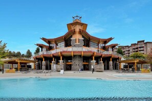Pool - Peaceful Garden Retreat with Family & Resort Amenities (West Kelowna)