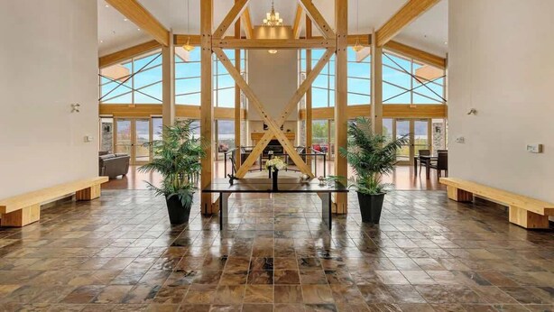 Interior - Peaceful Garden Retreat with Family & Resort Amenities (West Kelowna)