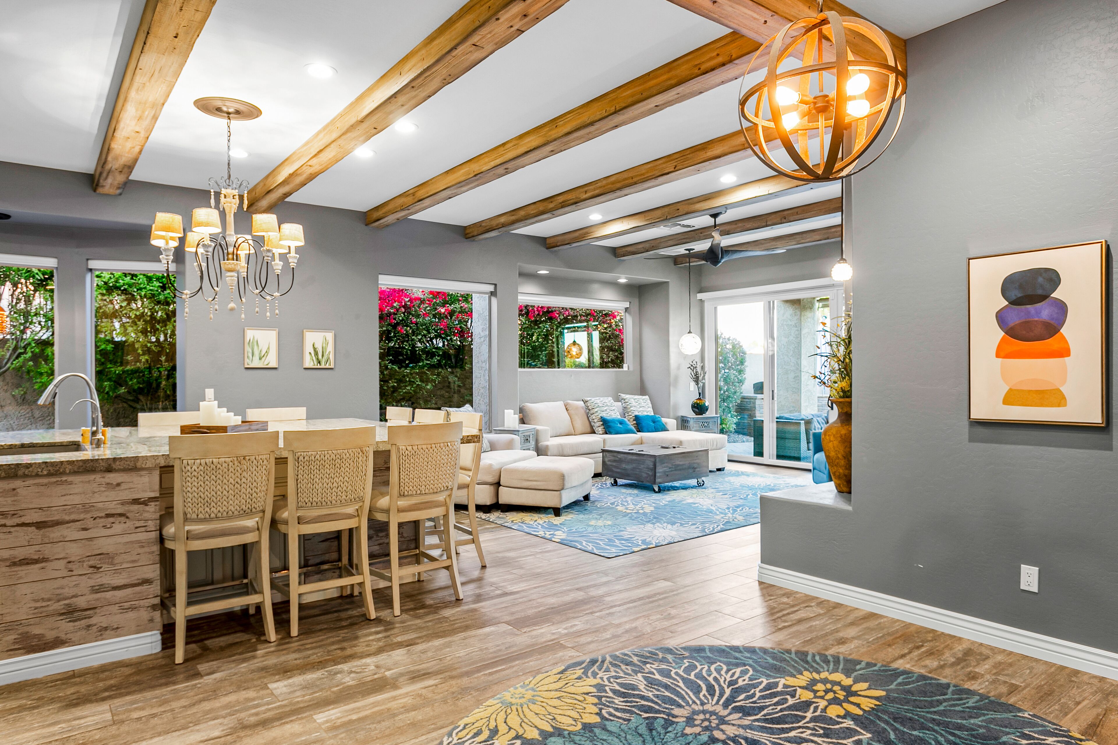 Snowbird-friendly Home With Private Pool, Grill, Ac, Fireplace, & Wifi - Dogs Ok - Glendale, AZ