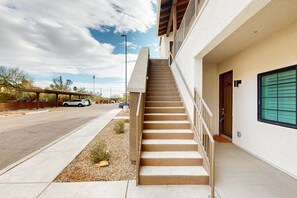Exterior detail - Your Perfect Tucson Escape – Comfort, Views, and Family-Friendly Fun! (Tucson)