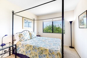 2 bedrooms, iron/ironing board, free WiFi, bed sheets - Family-friendly condo w/ mountain views, community pools & spa - close to golf (Palm Springs)