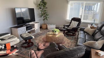 TV, fireplace, DVD player