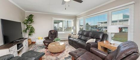 Televisio, takka, DVD-soitin