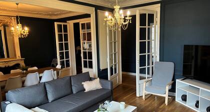 Opposite the Parc des Expos and metro station, comfortable apartment for 7 people!