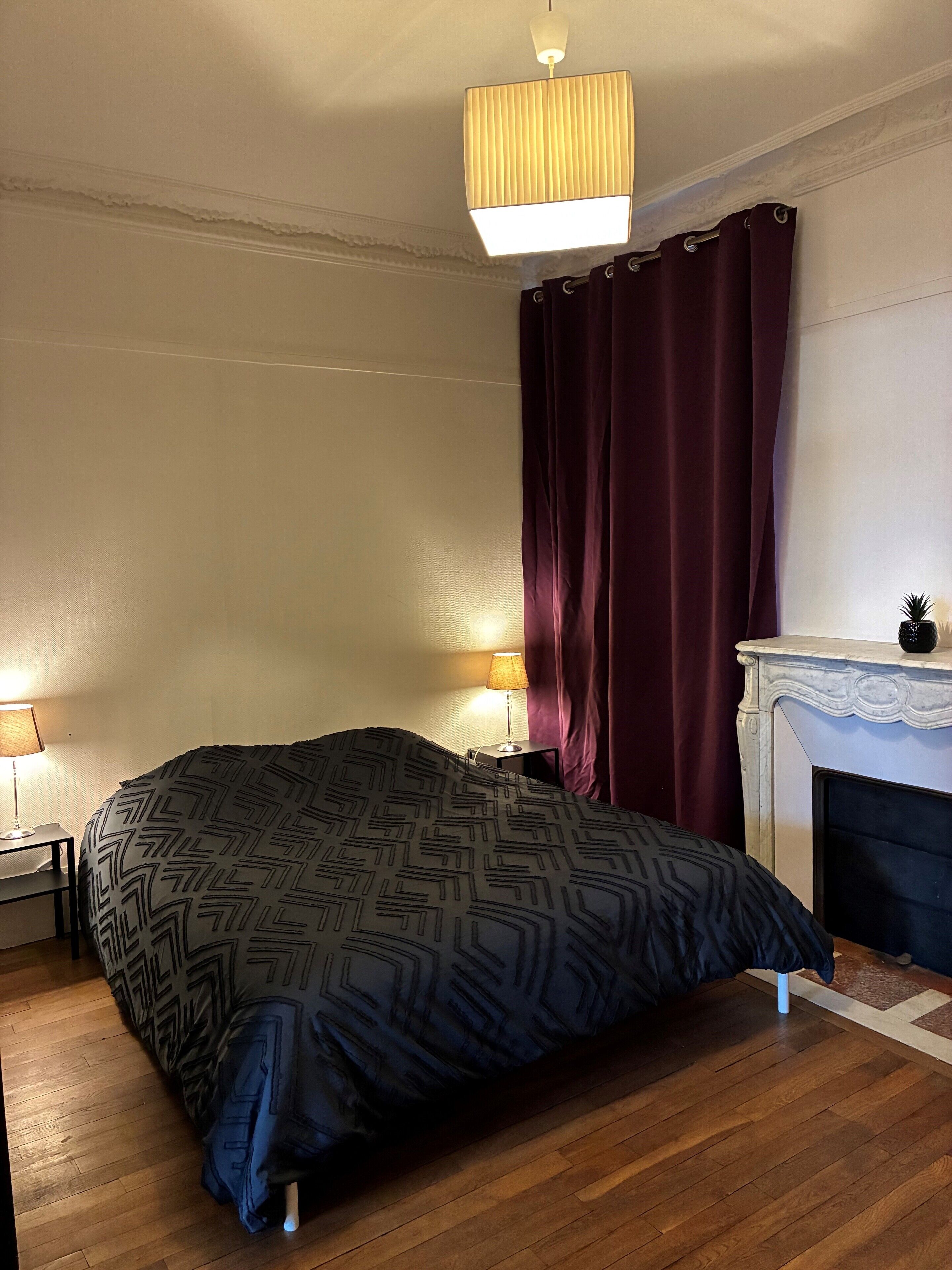 2 chambres, fer et planche à repasser, Wi-Fi, draps fournis