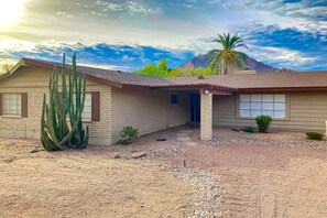 Exterior - Sunlit & spacious desert villa with patio, games, & fire pit - near golf & parks (Paradise Valley)