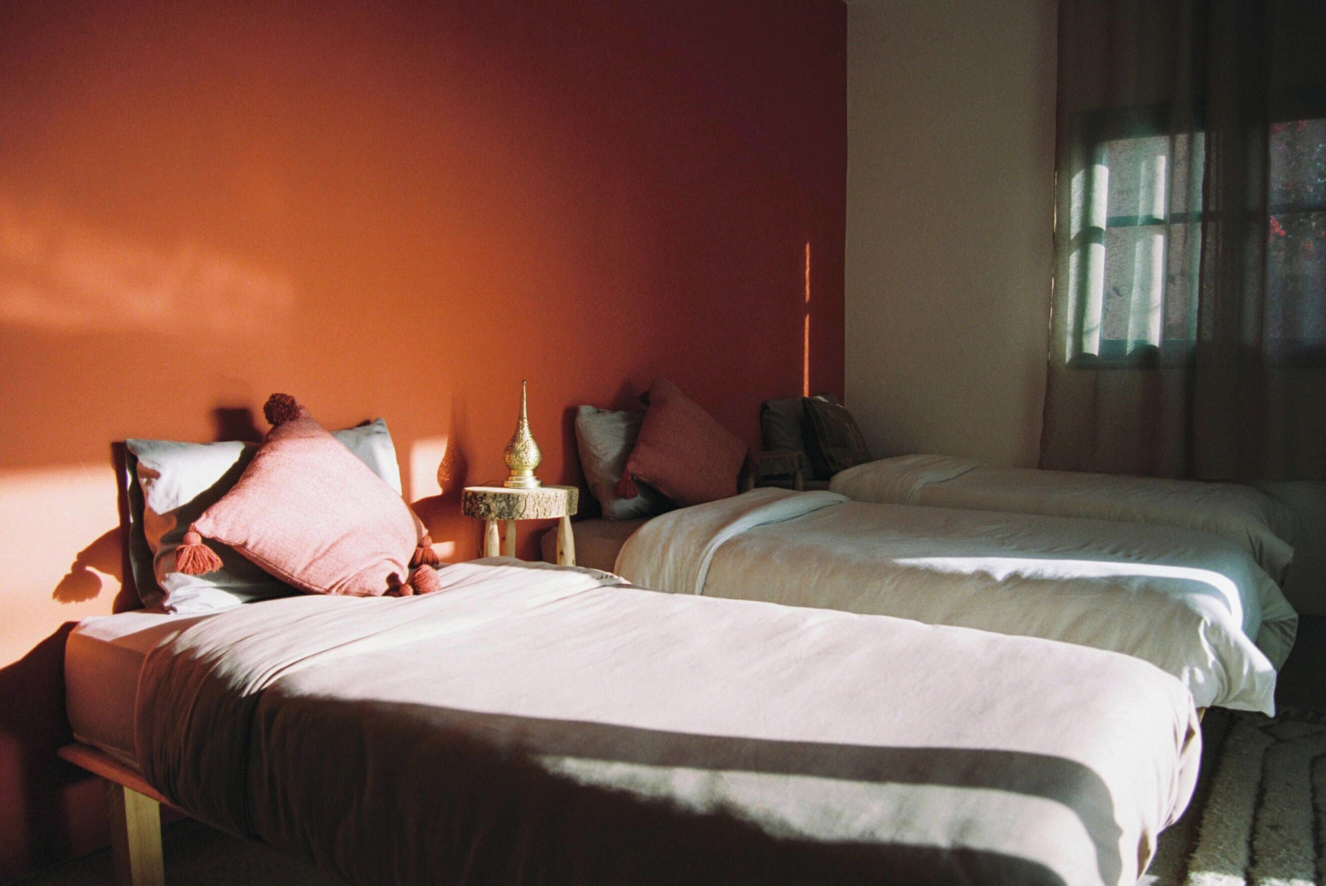 5 bedrooms, free WiFi, bed sheets
