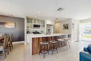Fridge, microwave, oven, stovetop - Dreamy, dog-friendly home w/ private pool, spa & terrace - near El Paseo (Palm Desert)