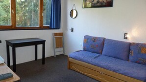 Living area - 7th floor, view forest, tv, 13m², Les Arcs (Les Arcs)