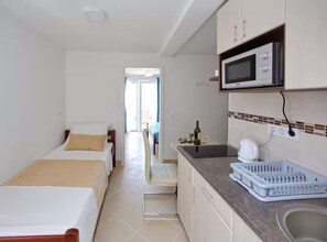 1 bedroom, Internet, bed sheets - Comfort One Bedroom Apartment with Sea View (Zadar)