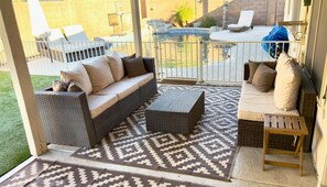 Terrace/patio - Peaceful oasis with private pool, large yard, dog-friendly, games & grill (Peoria)