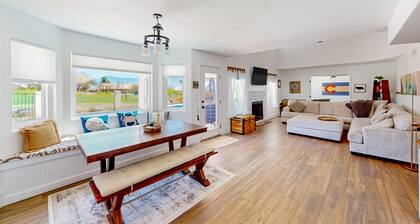 Golf-course-front home with private pool, spa, terrace & mountain view