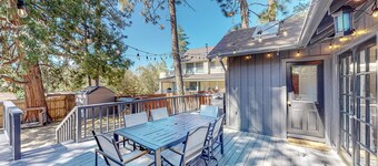 Dog-friendly, renovated home with fireplace & amazing deck