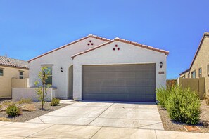 Exterior - Modern 55+ home with community pool, clubhouse, gym, pickleball (Goodyear)