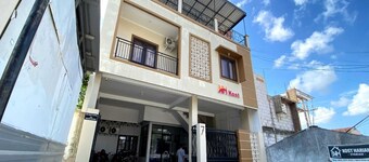 OYO 95180 Enshe Guest House Syariah