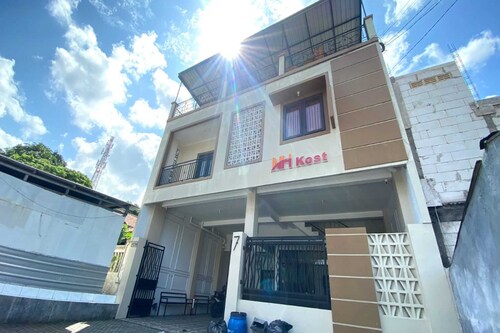 OYO 95180 Enshe Guest House Syariah