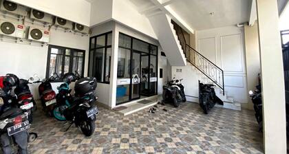 OYO 95180 Enshe Guest House Syariah