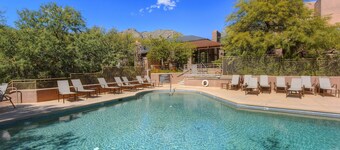 The perfect blend of comfort, convenience, and a touch of luxury at cozy condo