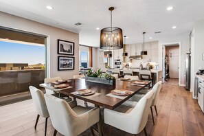Dining - Inviting townhouse with pool, hot tub, balcony, central AC, & W/D (Scottsdale)