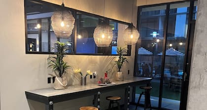 Cozy 1-bedroom condo in the heart of west midtown