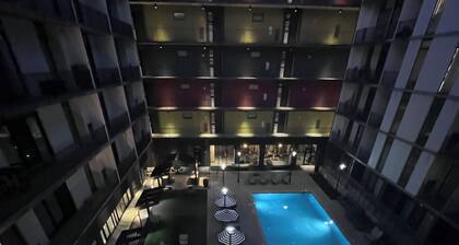 Cozy 1-bedroom condo in the heart of west midtown