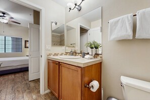 Shower, hair dryer, towels - Charming Condo on 1st floor w/ pool & hot tub, central A/C, plus W/D (Tucson)