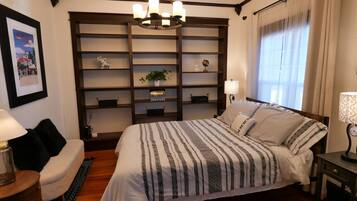 Iron/ironing board, free WiFi, bed sheets