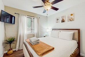 4 Schlafzimmer, Bügeleisen/Bügelbrett, kostenloses WLAN, Bettwäsche