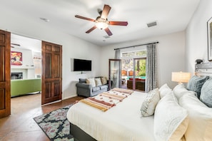 3 bedrooms, desk, iron/ironing board, free WiFi - Mountain-view home with private pool & spa, near trails - 3BR #220080 (La Quinta)