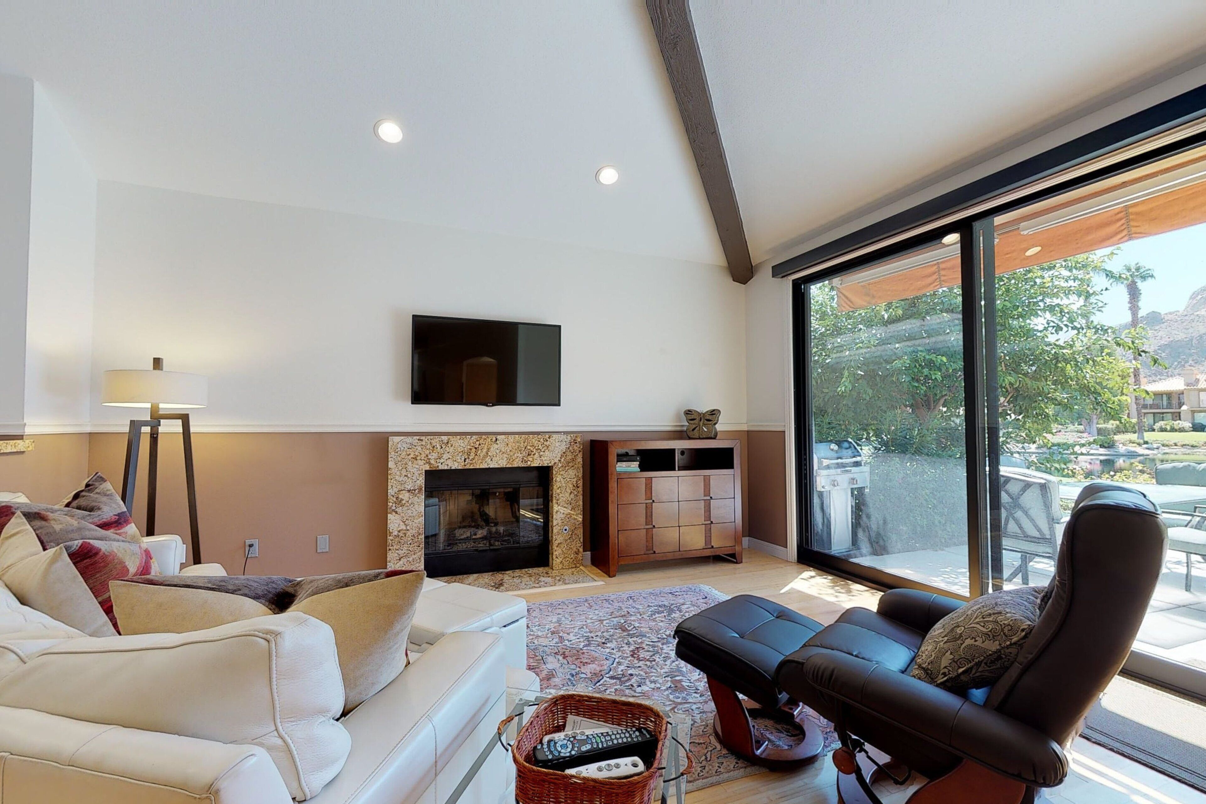 Smart TV, chimenea y tenis de mesa 