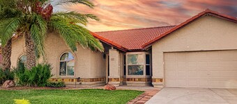 Charming & sunlit villa with private pool, patio, & firepit - near golf & trails