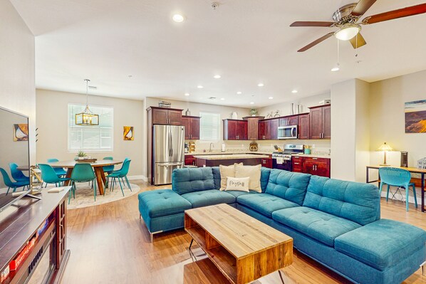Smart TV - Modern home w/ two master suites & private balcony, desk space, & central A/C (Flagstaff)