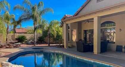 Classic, dog-friendly home with landscaped backyard, private pool & spa