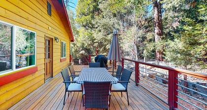 Beautifully remodeled mountain home with peaceful, private setting