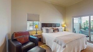 2 Schlafzimmer, Schreibtisch, Bügeleisen/Bügelbrett, kostenloses WLAN