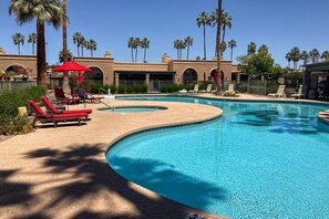 Pool - Modern Condo w/ shared pool - great location close to golf, baseball, & Old Town (Scottsdale)