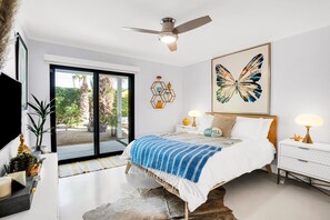 3 bedrooms, iron/ironing board, free WiFi, bed sheets - Mtn-view home with private pool, large patio, streaming, fireplace, grill, & W/D (Palm Springs)