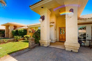Exterior detail - Family-Friendly Home w/ an Outdoor Kitchen, Private Pool, & Spa - 3BR - #66708 (La Quinta)
