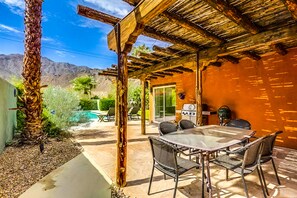 Outdoor dining - Family-Friendly Desert Home w/ Mountain Views & Private Pool - 3BR - #110400 (La Quinta)