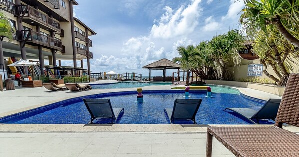 Pool - Barra Bali - Pe na Areia e Vista Mar (Barra de São Miguel)