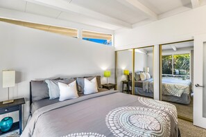 2 bedrooms, iron/ironing board, free WiFi, bed sheets - Renovated, modern home with private pool, firepit, washer/dryer & AC (Rancho Mirage)